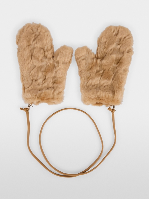 Cosy faux fur mittens
