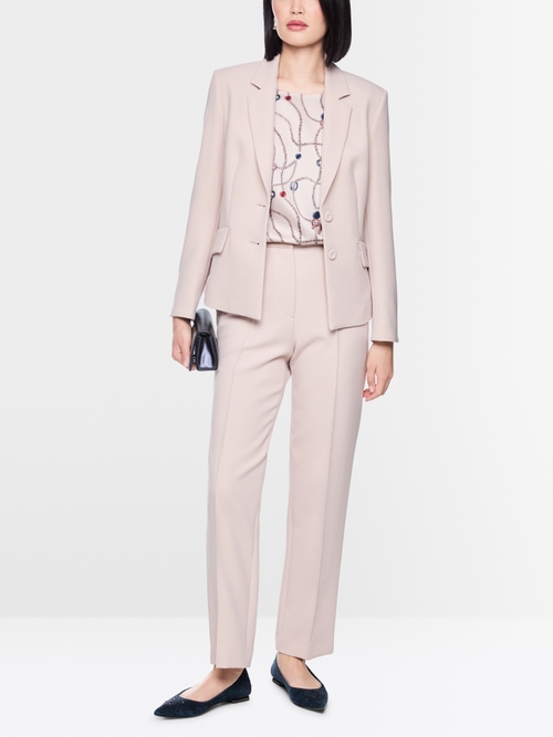 Fitted blazer with lapels