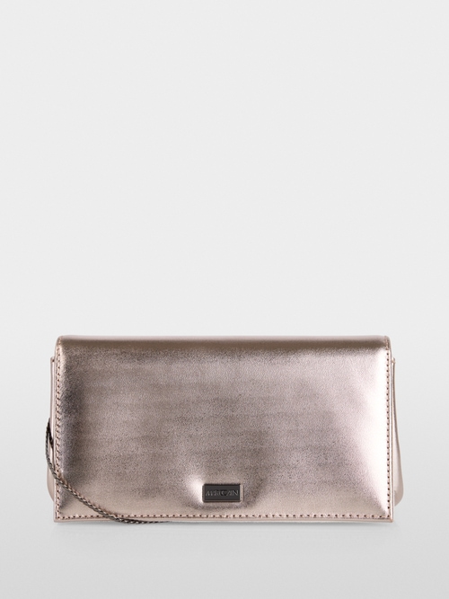 Flap bag in metallic leather