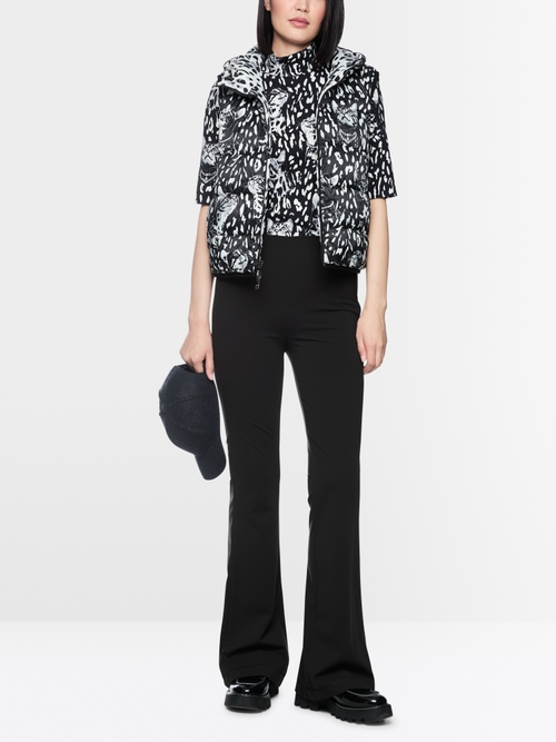 FRENDA trousers in a feminine fit