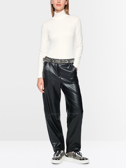 Fitted turtleneck shirt