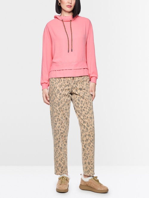 Loose-fitting blouse