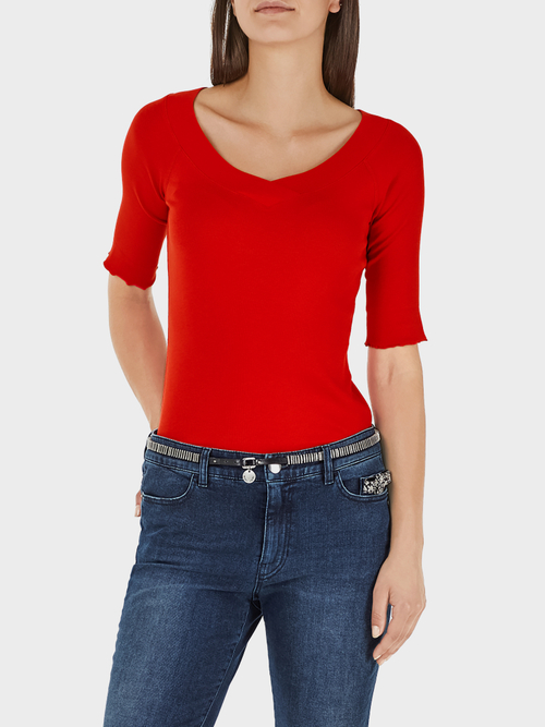 Elastisches Shirt mit V-Ausschnitt