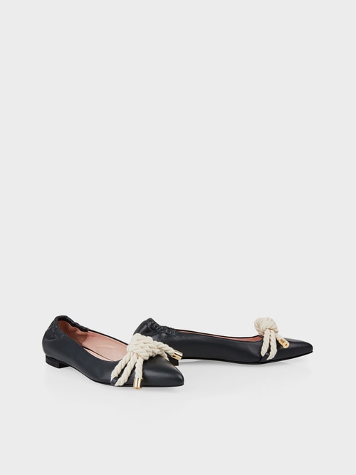 Ballerinas mit maritimem Kordelknoten
