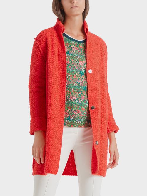 Lange Jacke gestrickt in Deutschland