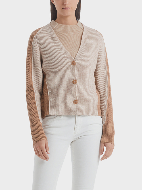 Veste en tricot avec cachemire