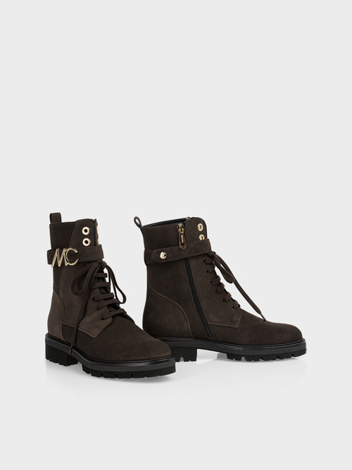 Lace-up booties in suede