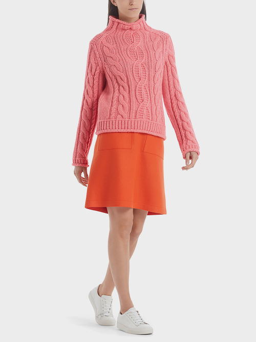 Pull-over torsadé tricoté en Allemagne