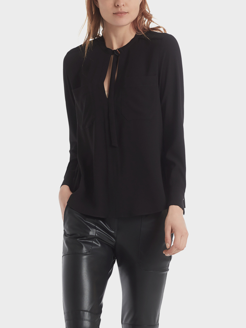 Soepele blouse met borstzakken