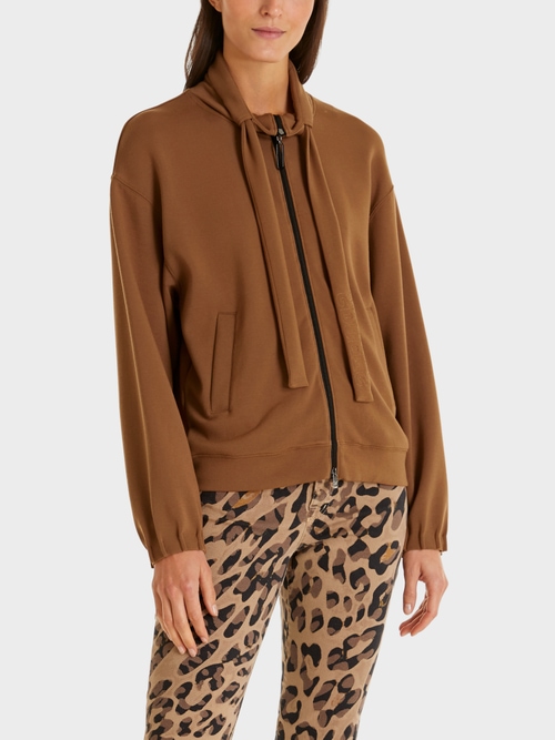 Sportive Jacke
