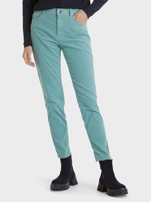 Schmale Samtjeans