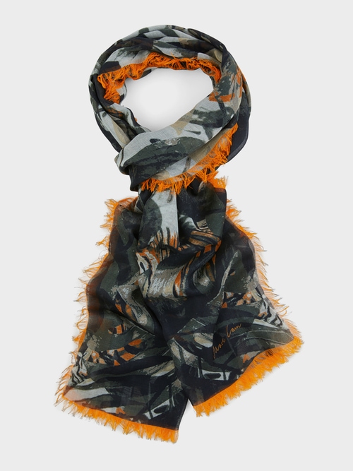 Scarf in a silk blend