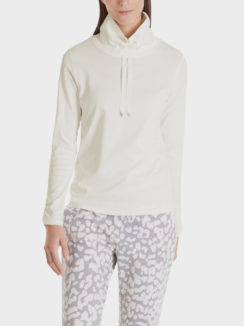 Shirt mit hohem Kragen