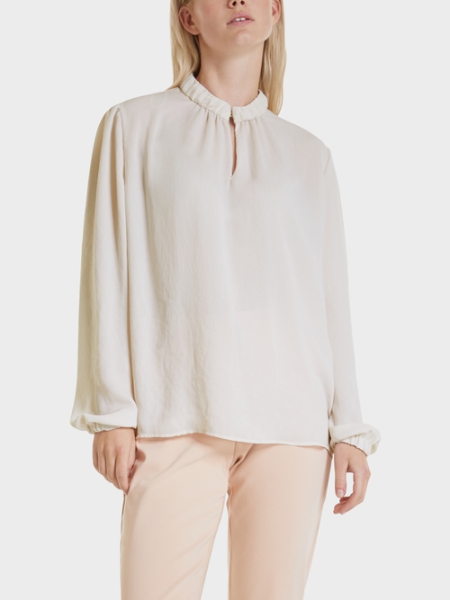 Bluse mit angerüschtem Stehkragen