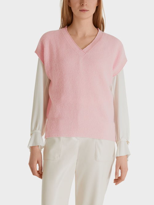 Pullunder Knitted in Germany