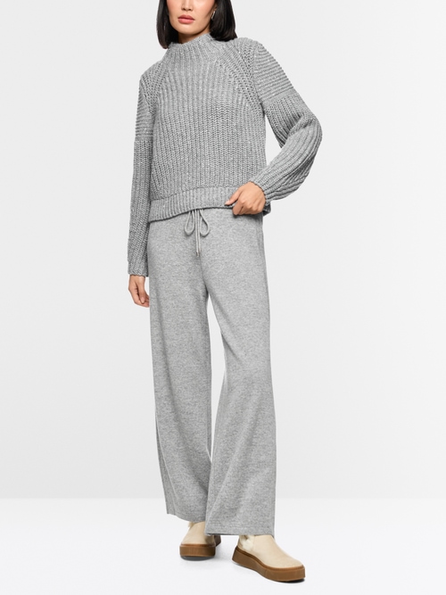 Schimmernder Pullover Knitted in Germany