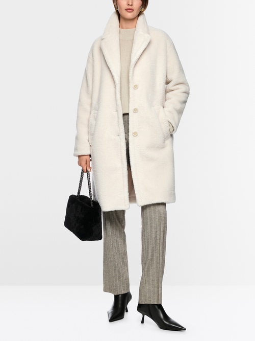 Fake fur jas in oversized model