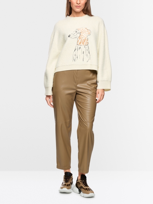 Warm knitted jumper with dog motif