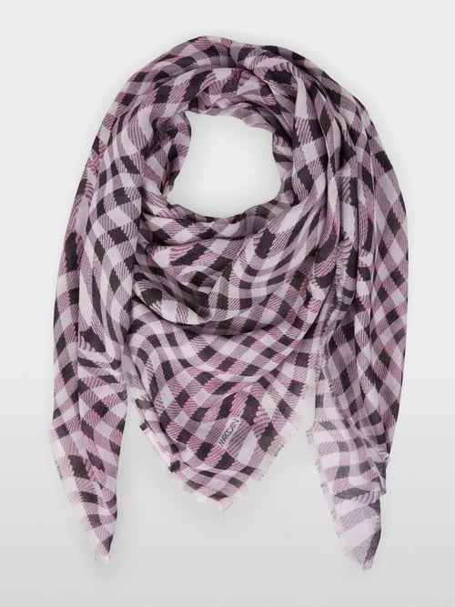 Scarf with checked pattern