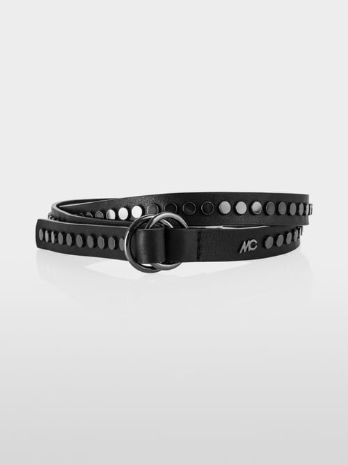 Ceinture fine en cuir avec rivets
