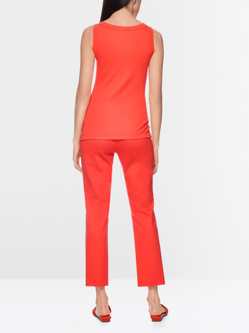 Slim-fit top