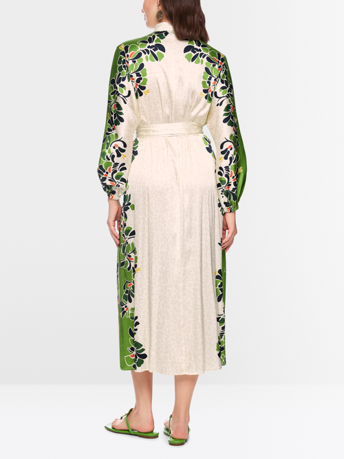Maxi dress with stylized flowers