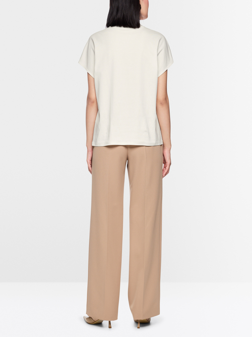 Short-sleeved T-shirt with hotfix stones