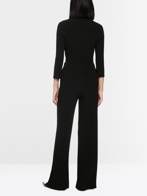 WELKOM Knitted in Germany trousers