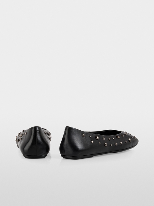 Leather ballerina flats with studs