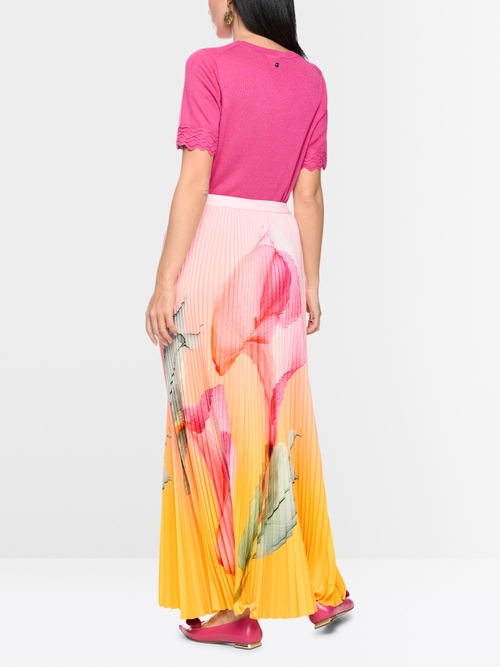 Pleated maxi skirt with calla lilies