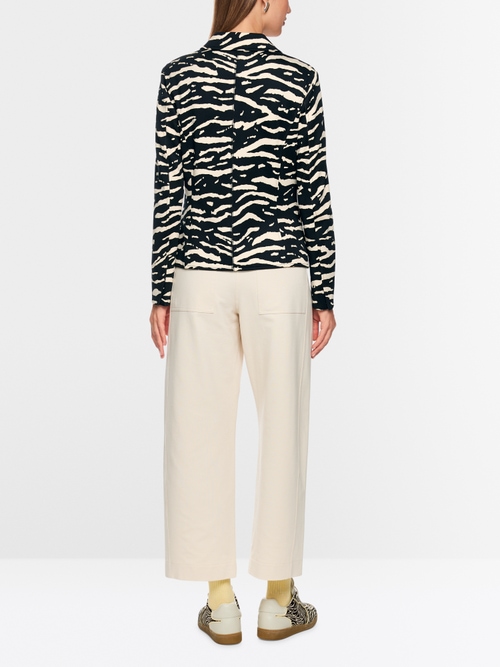 Blazer with animal print