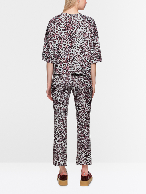 Oversized shirt with leopard print