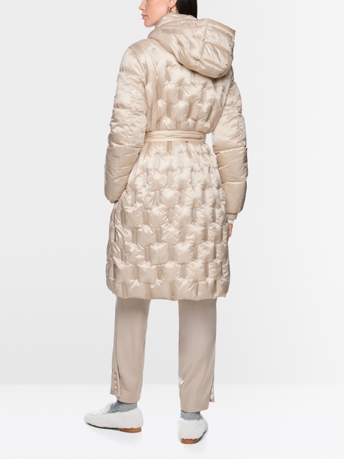 Padded coat with waist belt