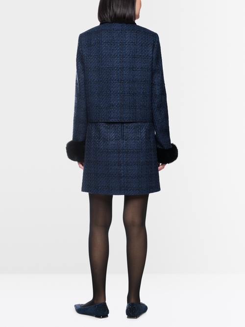 Jacket with detachable faux fur
