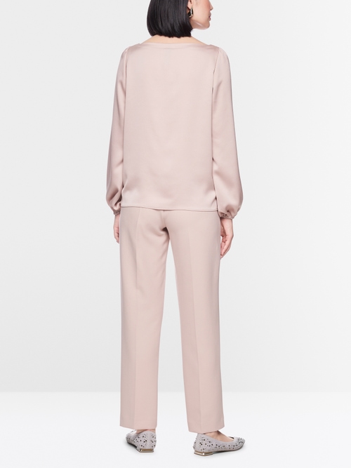 Loose-fit blouse with elasticated cuffs