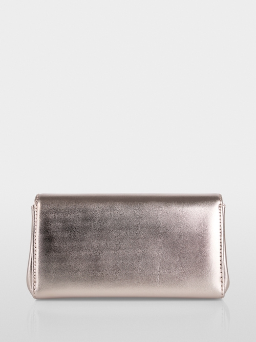 Flap bag in metallic leather