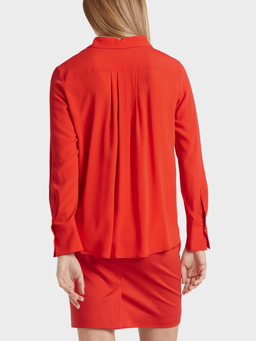Elegante Bluse mit Seide