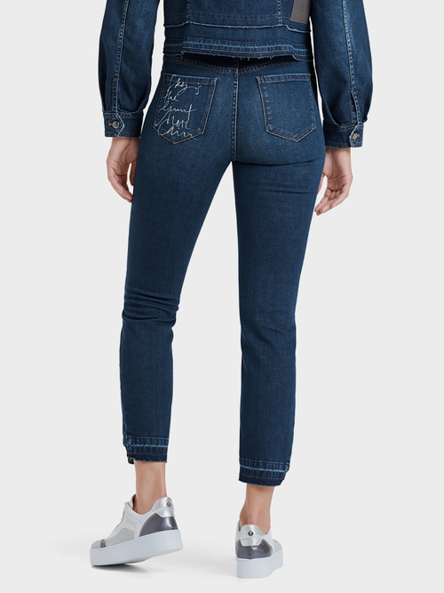 Cool jeans with cut-outs
