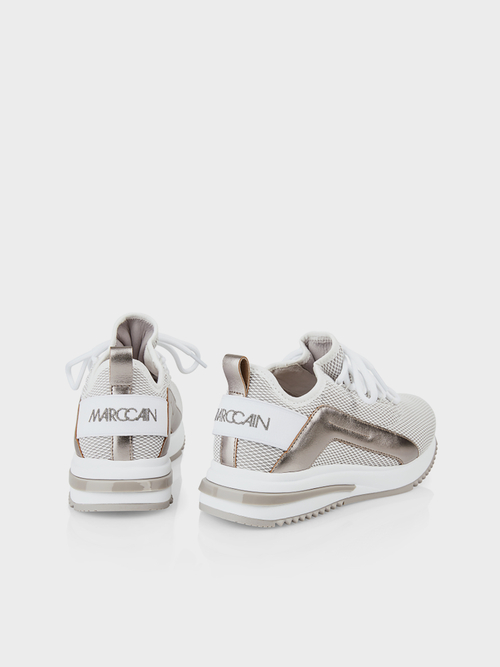 Slip-on trainers with mesh