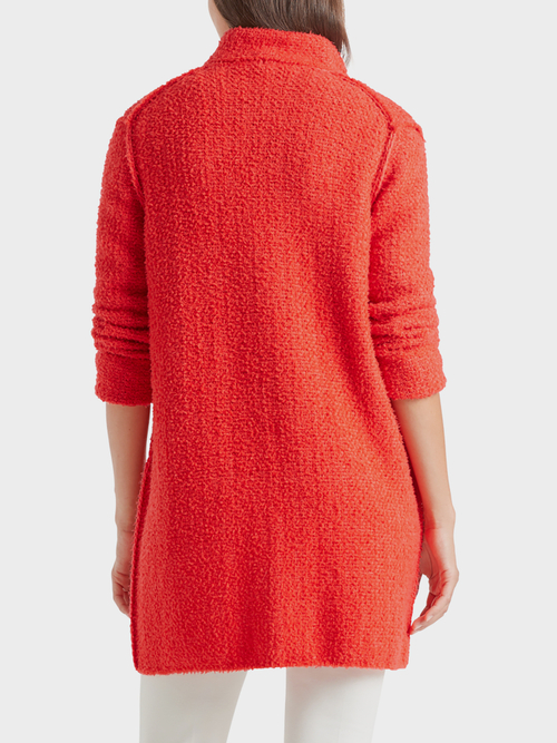 Lange Jacke gestrickt in Deutschland