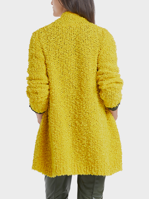 Lange Jacke gestrickt in Deutschland