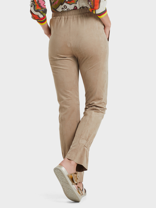 Lässige Hose aus Fun-Velours