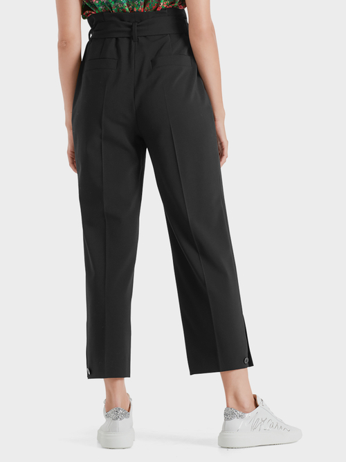Paperbag pants with pure new wool