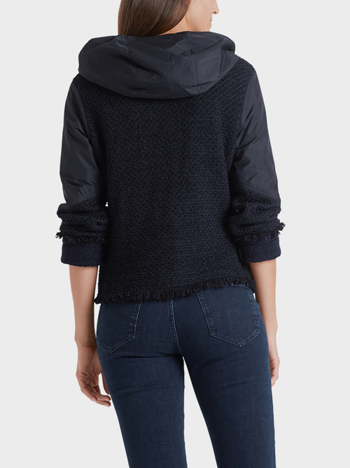 Jacke gestrickt in Deutschland