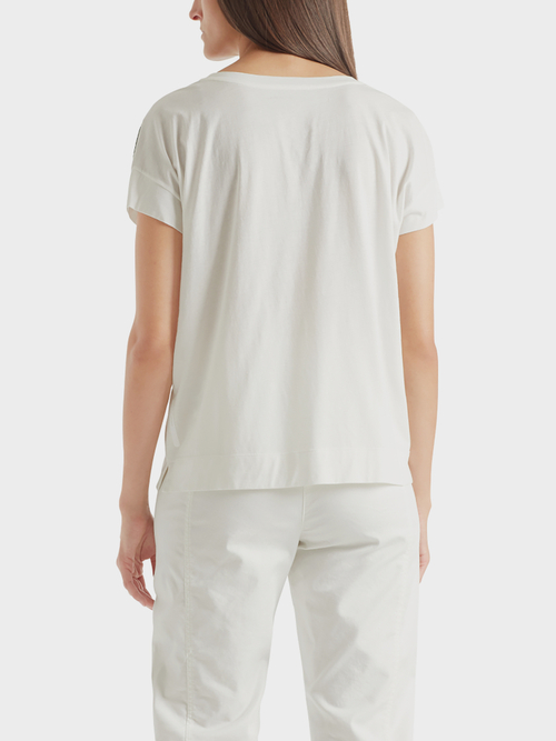 Reich verziertes Shirt