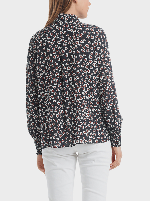 Blouse in viscose