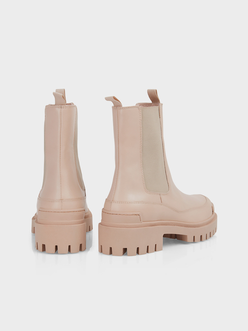 Boots Chelsea avec semelle distinctive