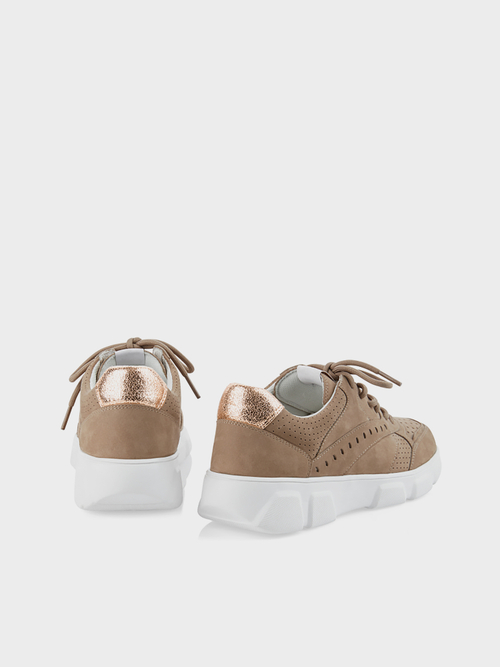 Leren sneakers met perforatie | marc-cain.com/nl