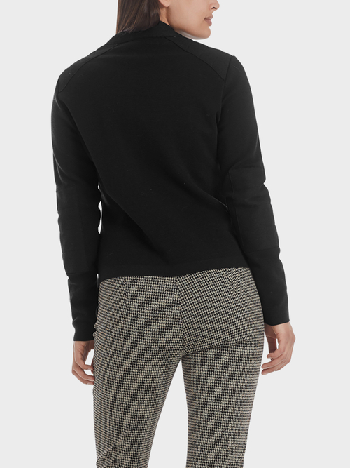 Cardigan tricoté en Allemagne