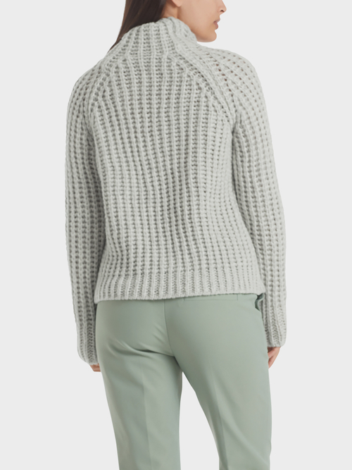 Grobstrickpullover Knitted in Germany